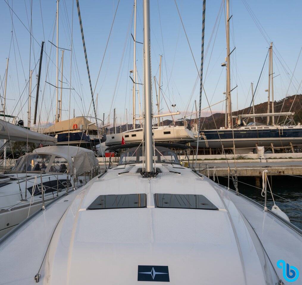 Bavaria Cruiser 46, Classy