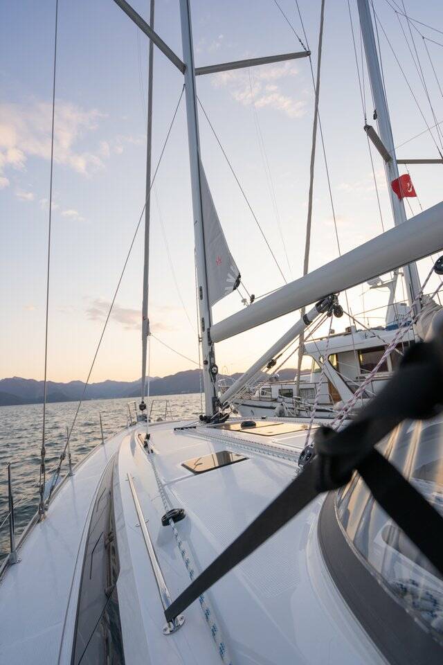 Bavaria Cruiser 46, Classy