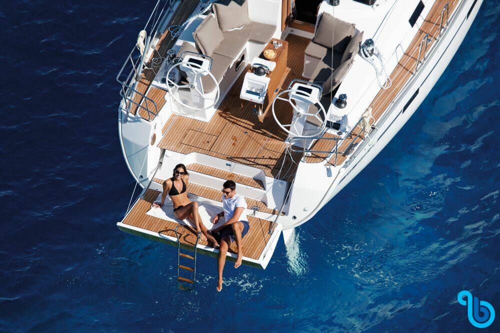 Bavaria Cruiser 46, White Cloud