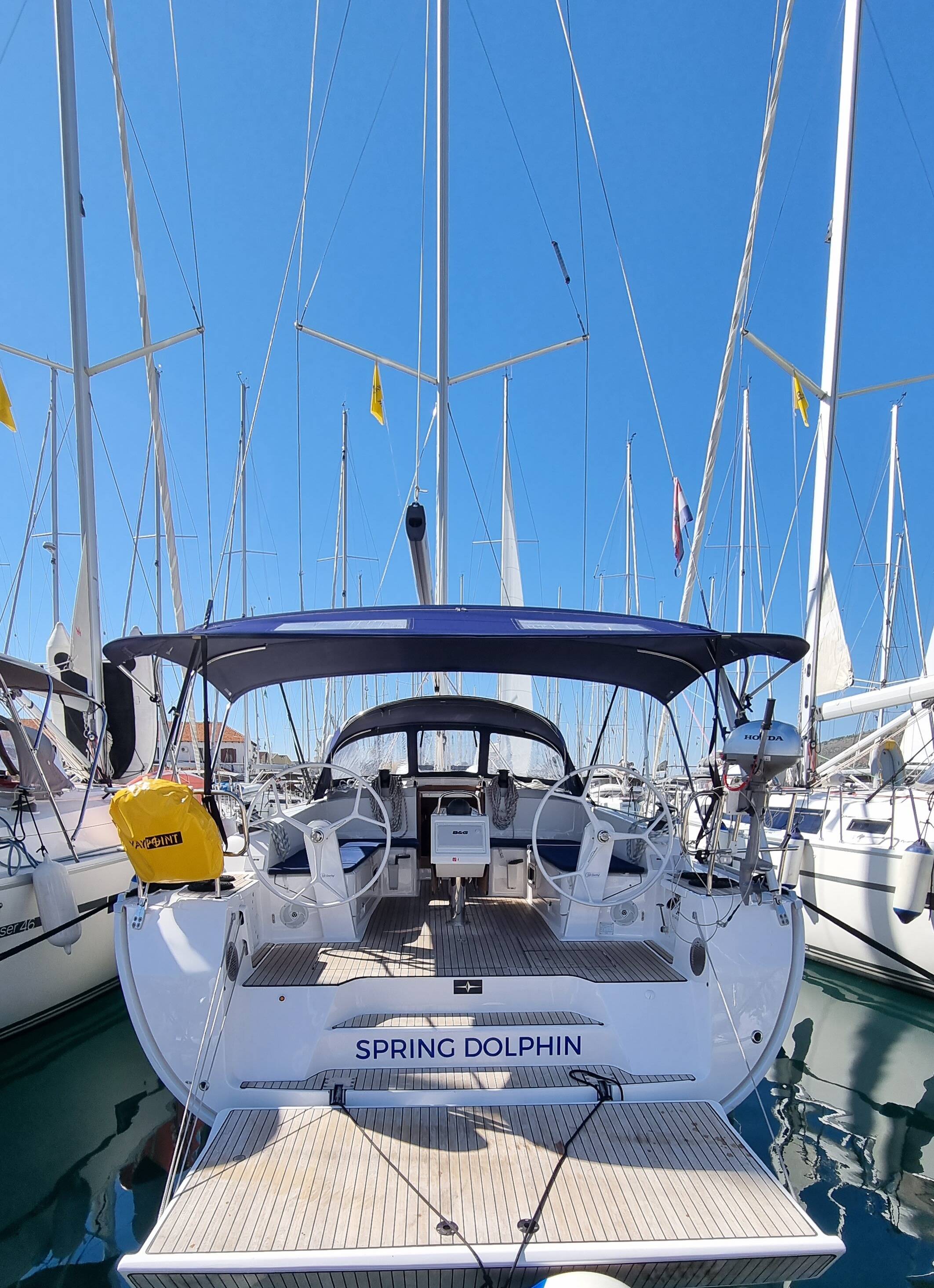 Bavaria Cruiser 46, Spring Dolphin