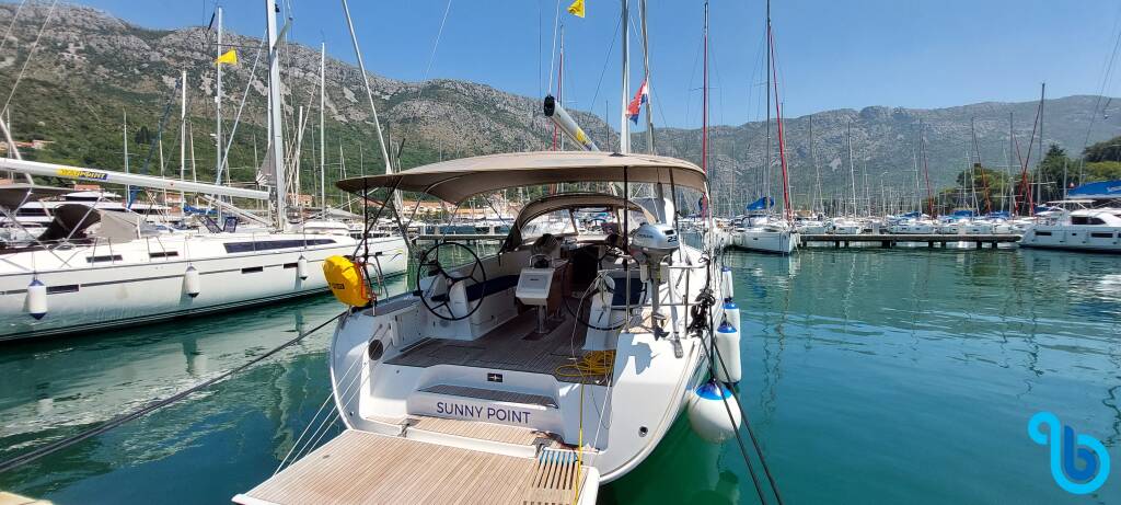 Bavaria Cruiser 46, NEW