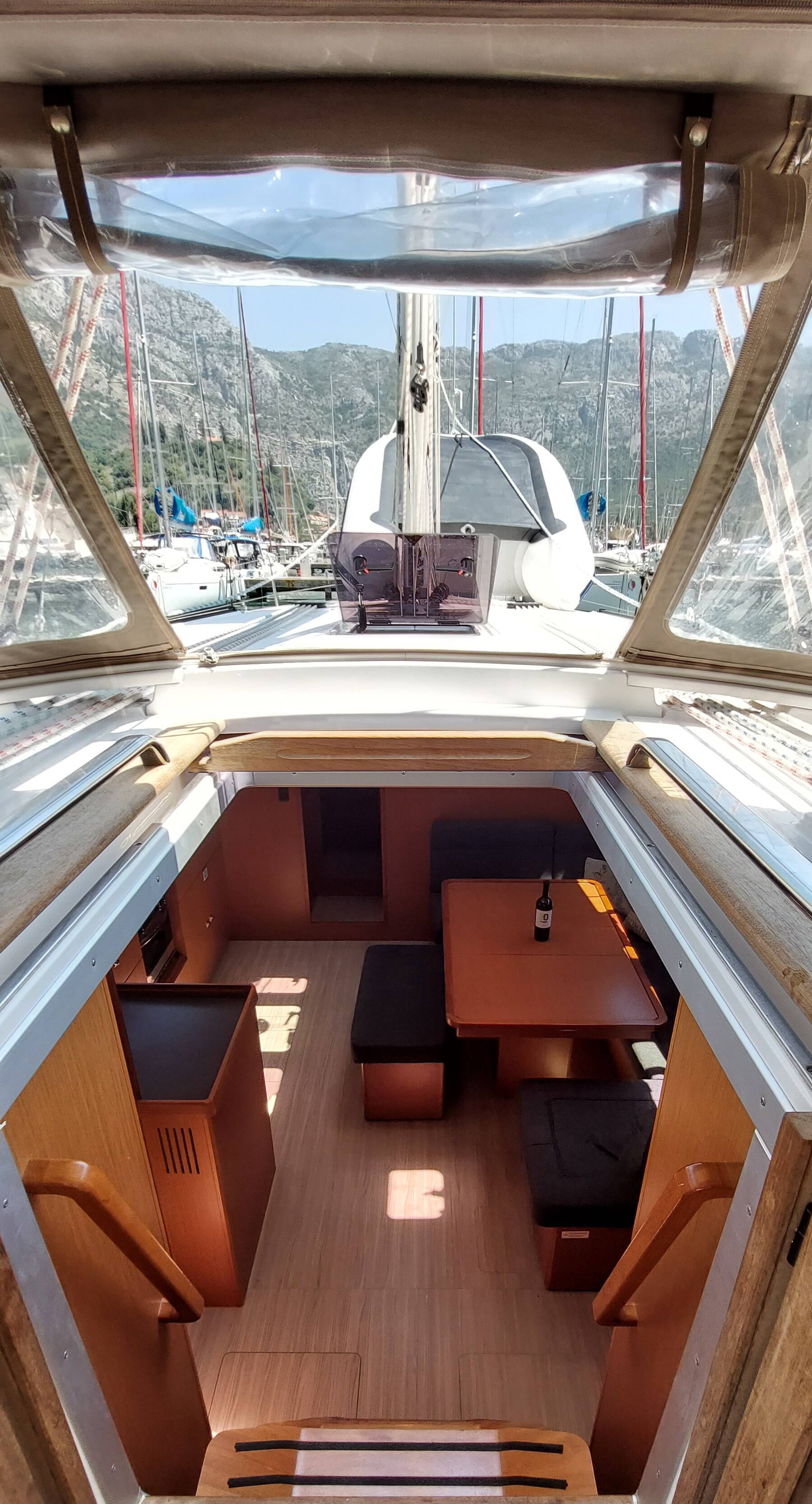 Bavaria Cruiser 46, NEW