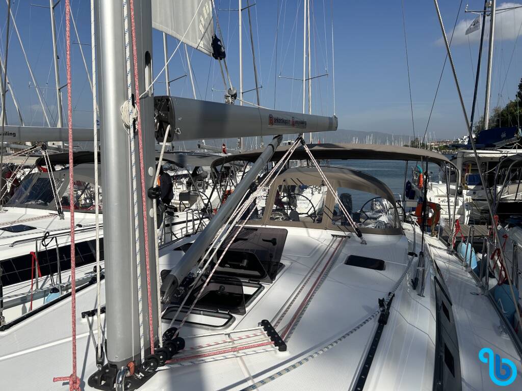 Bavaria Cruiser 46, Suncity 5