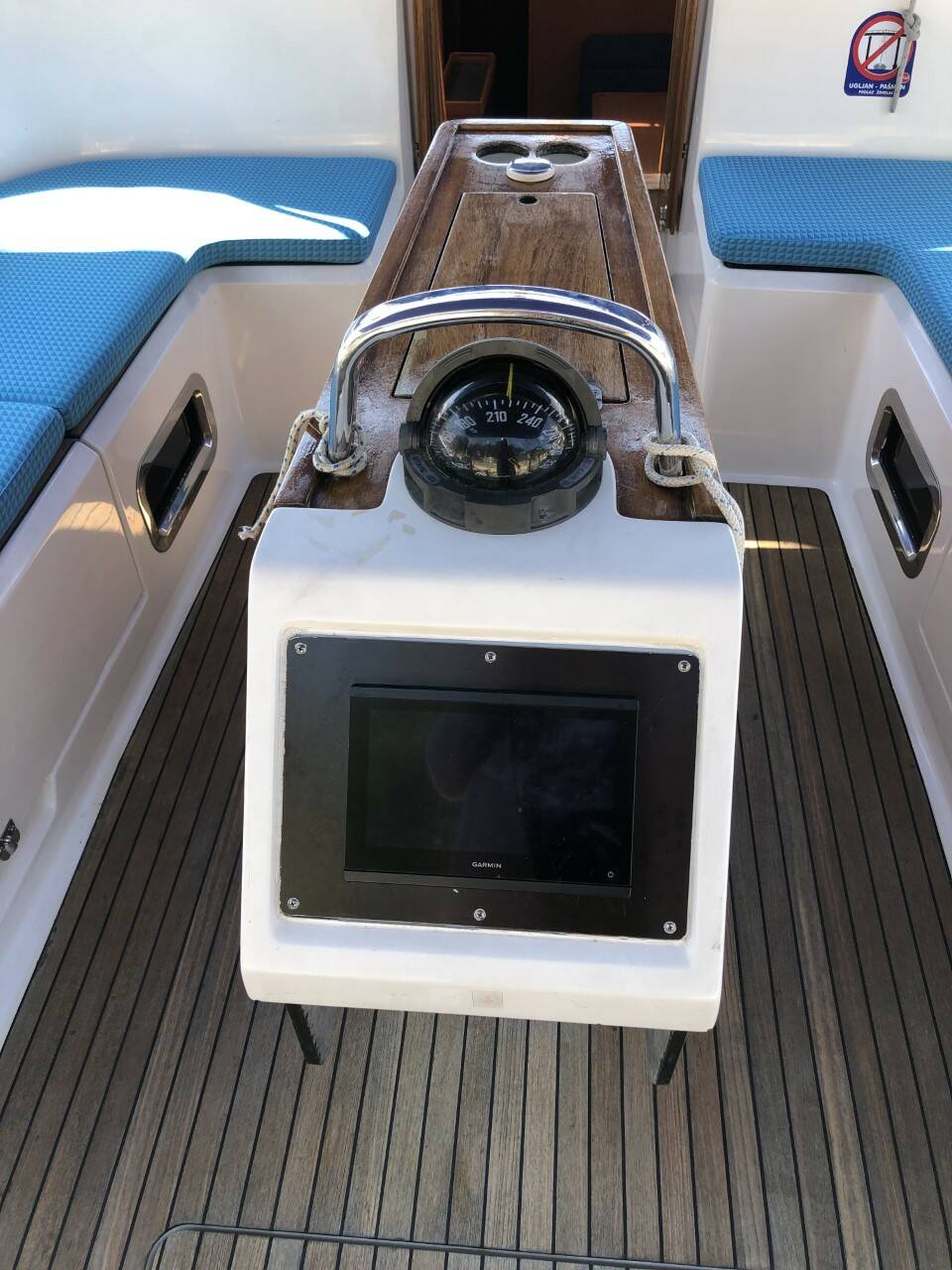 Bavaria Cruiser 46, DEA