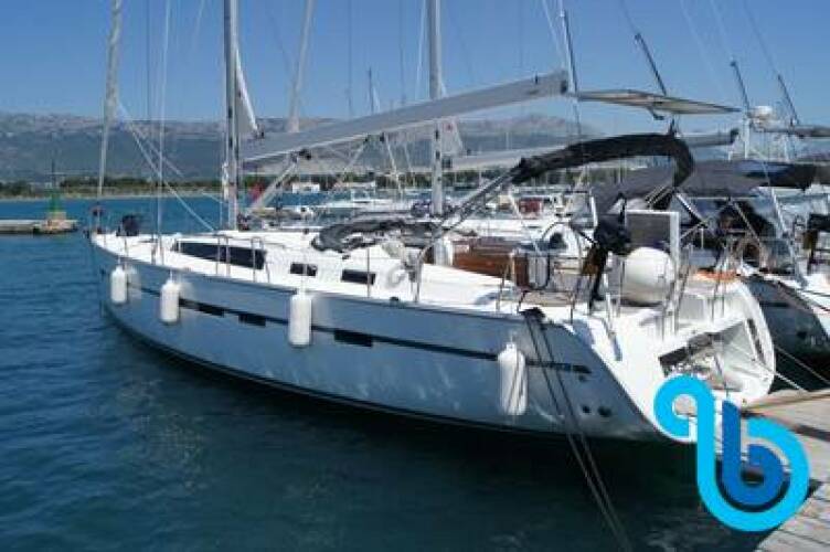 Bavaria Cruiser 56, Baby Blue 2