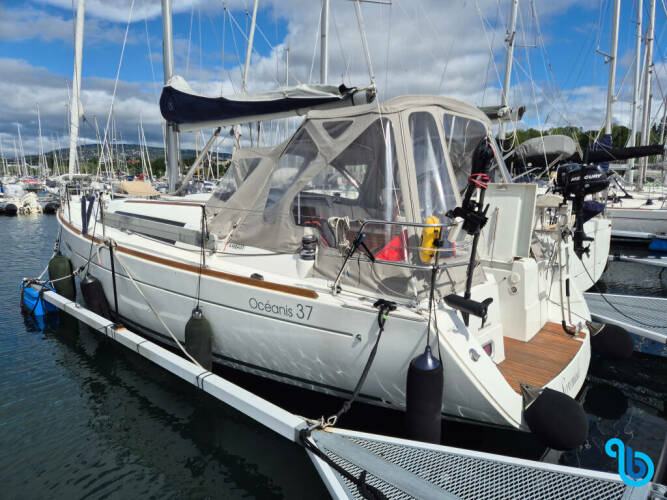 Beneteau Oceanis 37 | Serenade
