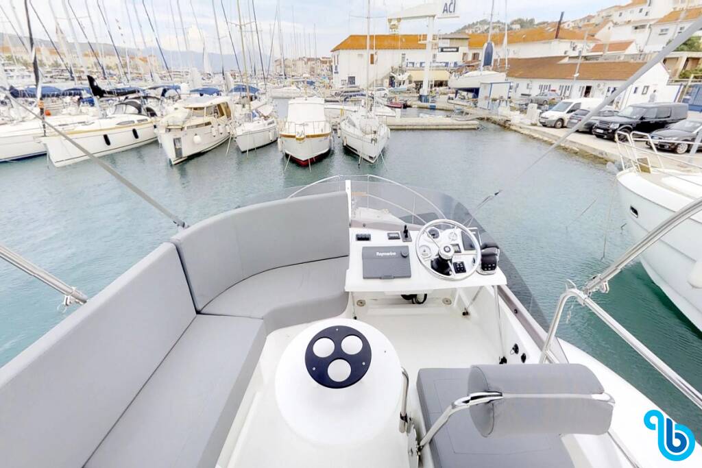 Beneteau Swift Trawler 30, Odysseus