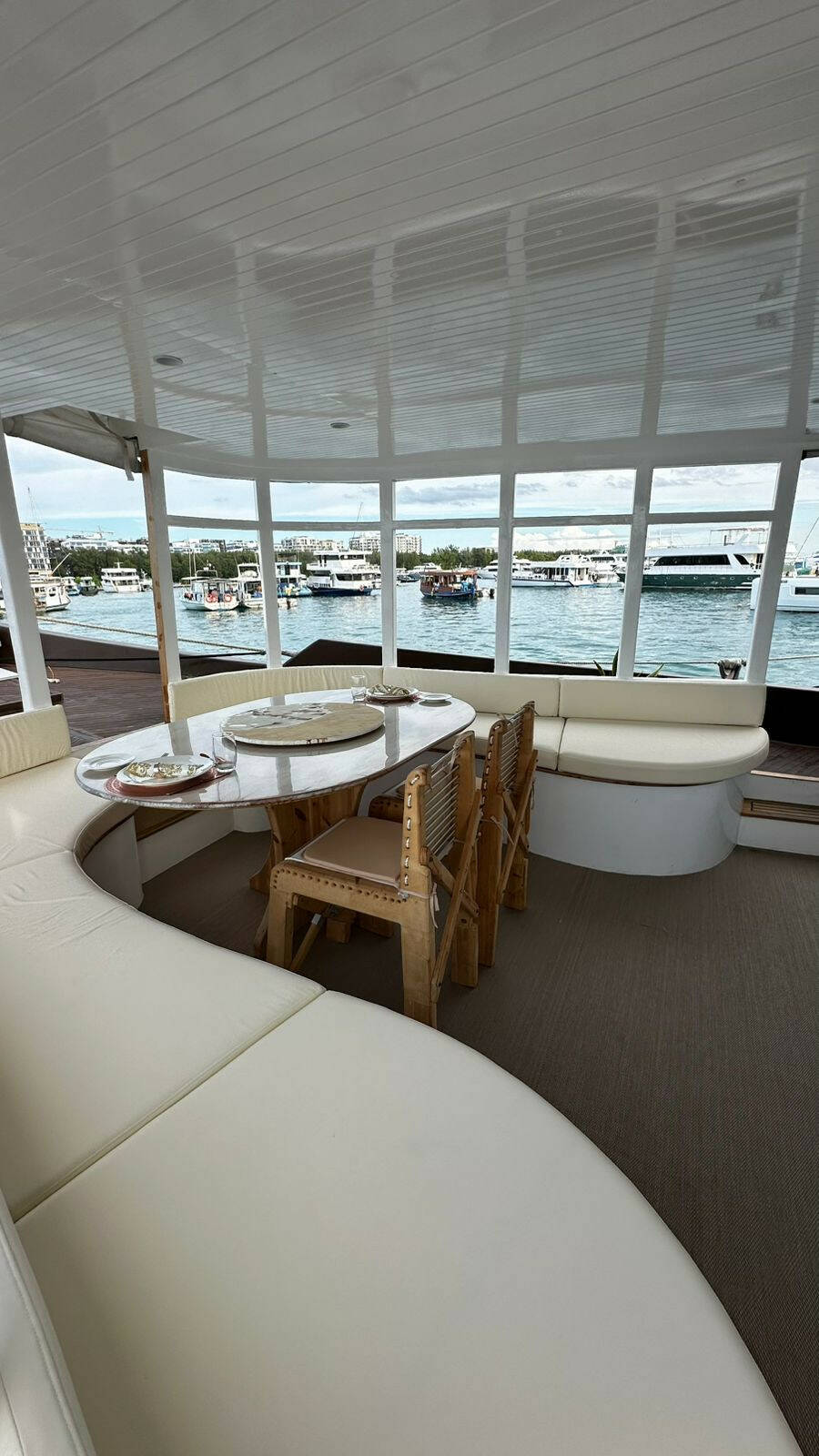 Custom build motoryacht, Atoll Villa