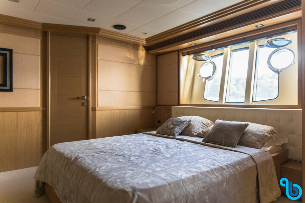 Custom Line Navetta 26, Friend's boat