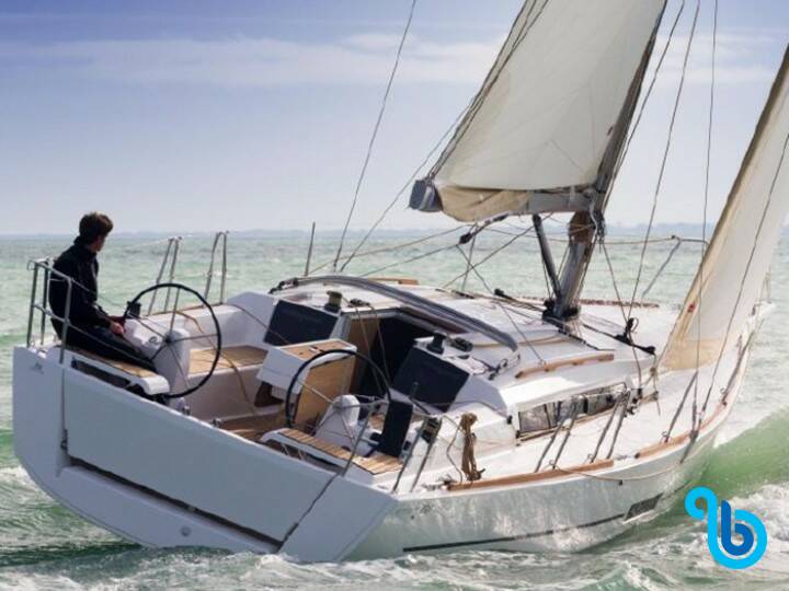 Dufour 350, White Pearl