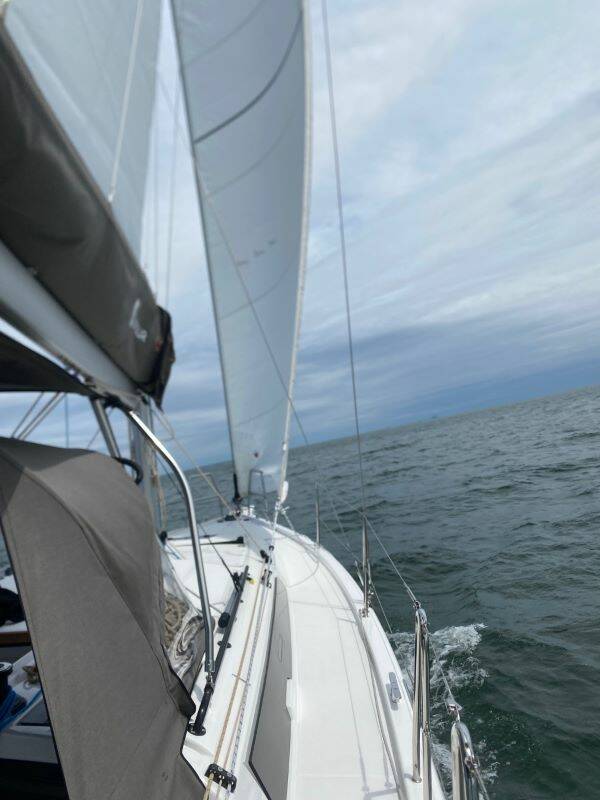 Dufour 37, Easy Wind