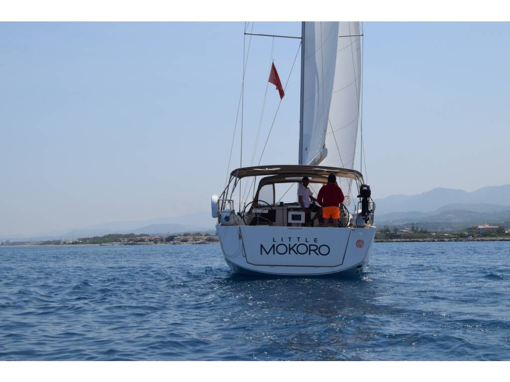 Dufour 430, Little Mokoro