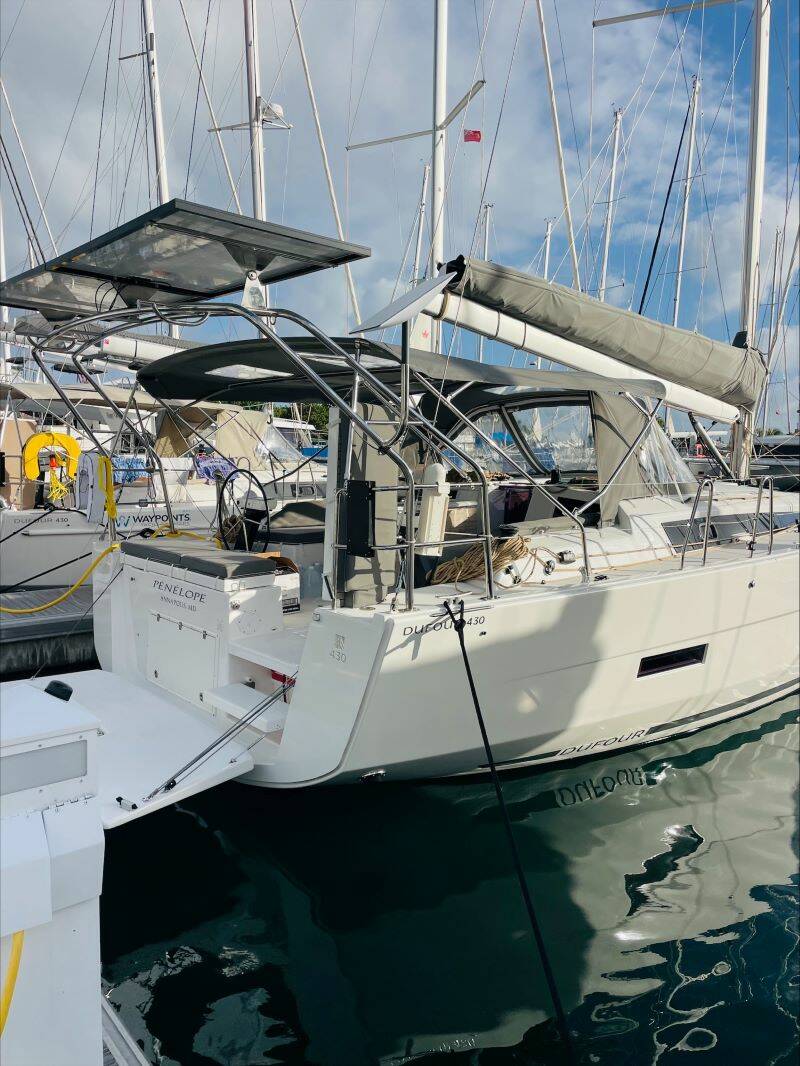 Dufour 430, Penelope