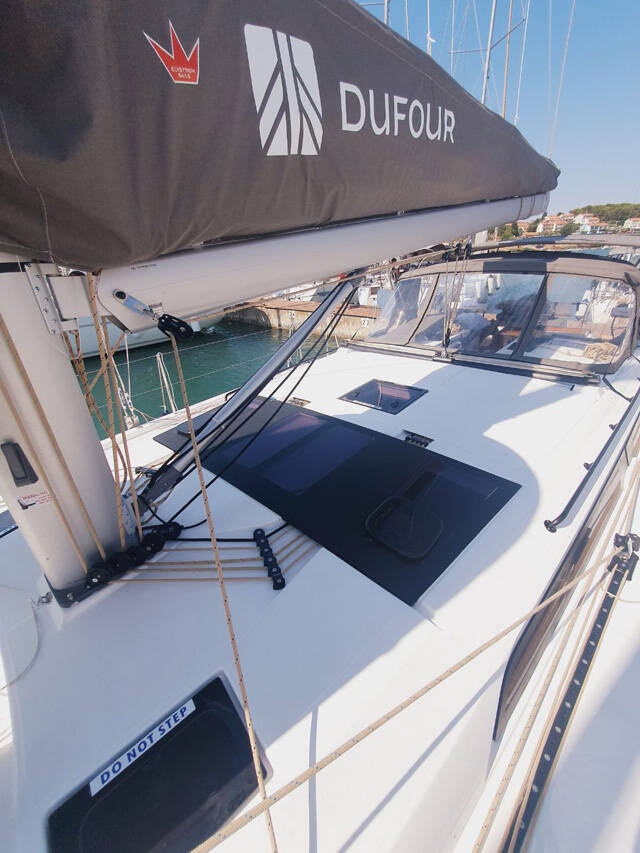 Dufour 470, SOMBRA DEL VIENTO