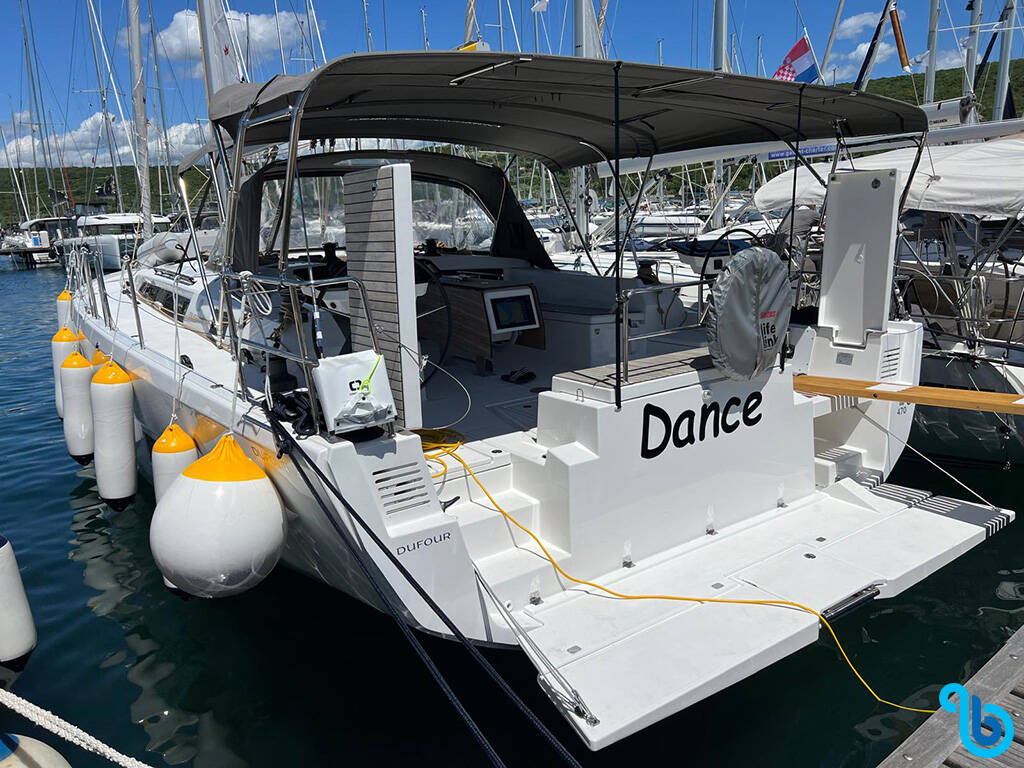 Dufour 470, DANCE