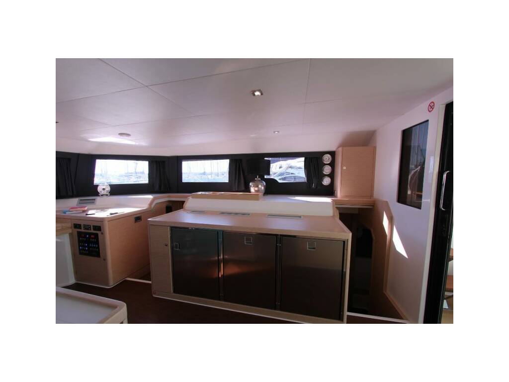 Dufour 48 Catamaran, Amelie