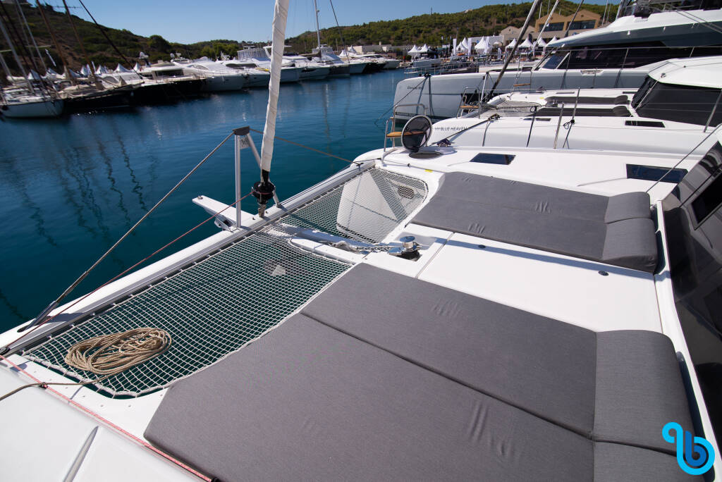 Dufour 48 Catamaran, Orfeas