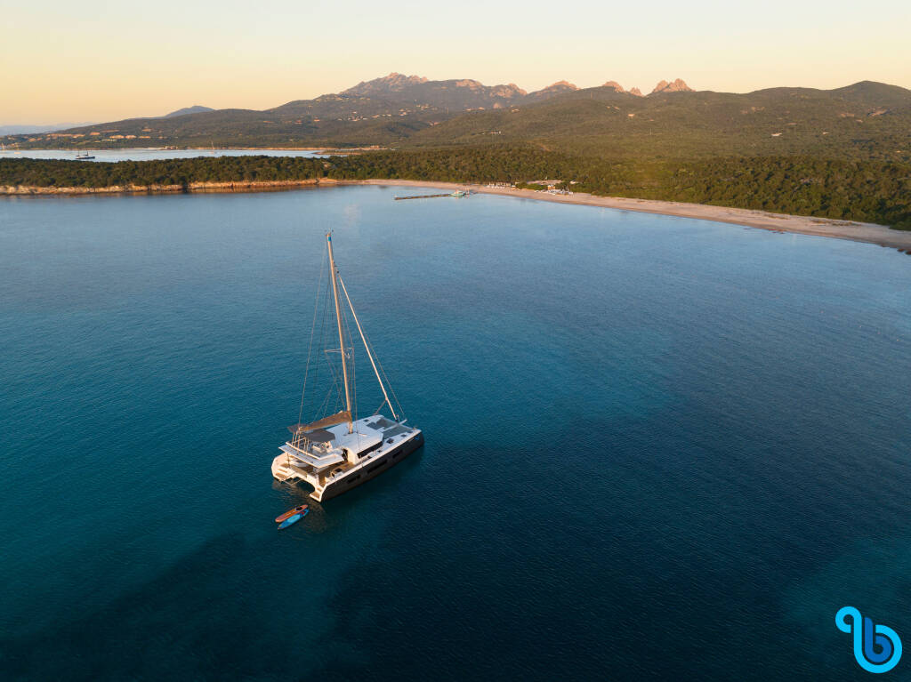 Dufour 48 Catamaran, Delphinus