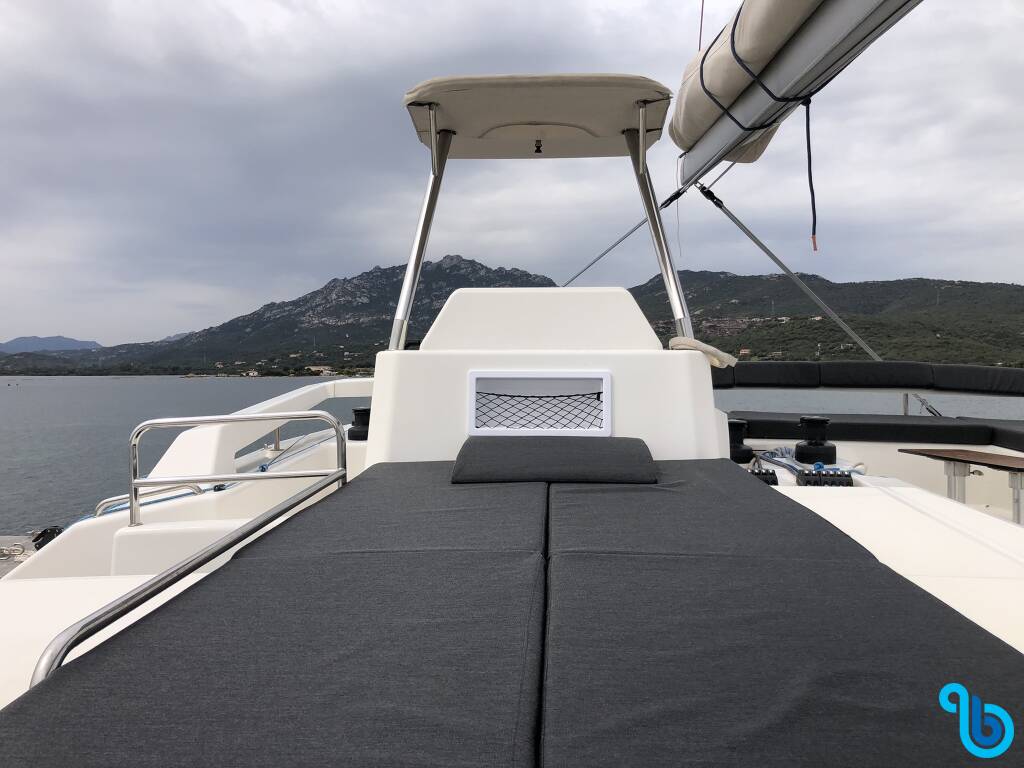 Dufour 48 Catamaran, Argo