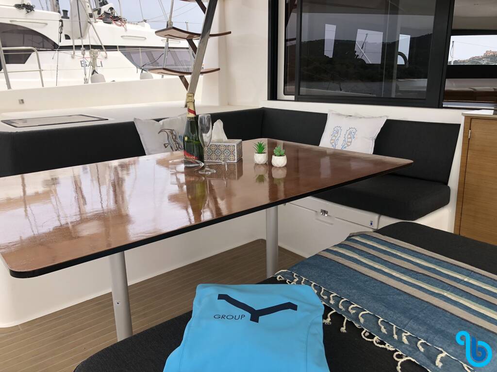 Dufour 48 Catamaran, Argo