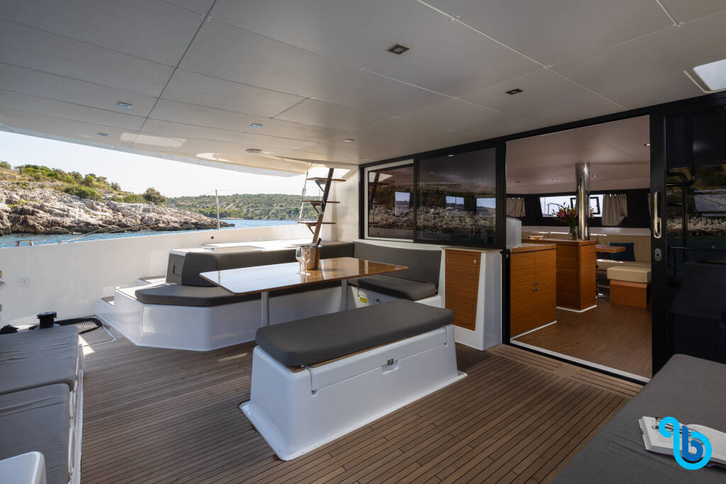 Dufour 48 Catamaran, CLO