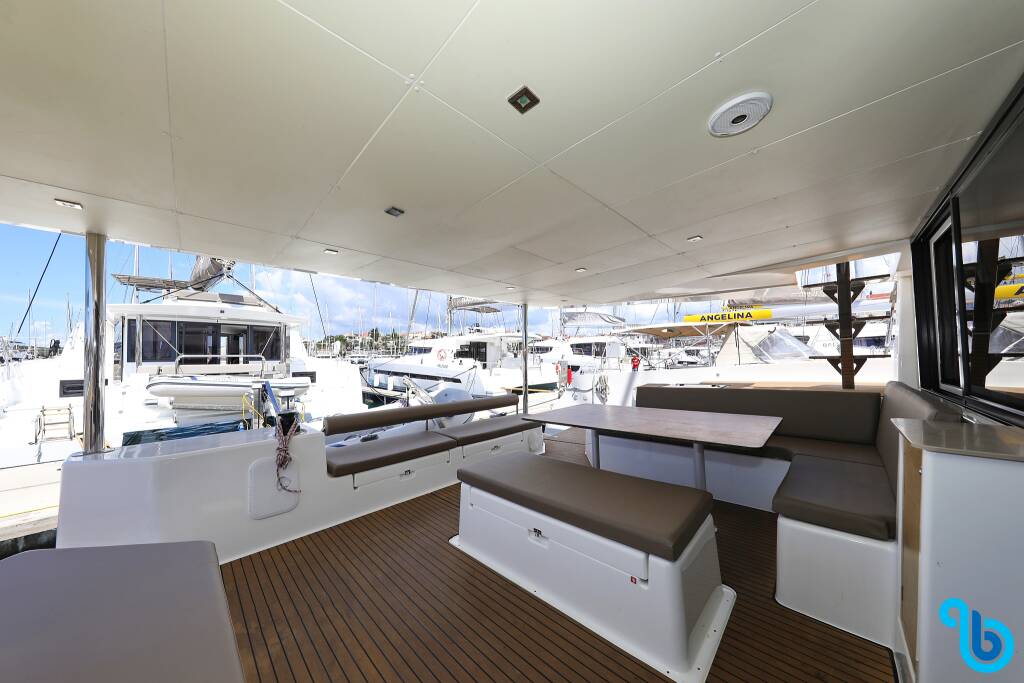 Dufour 48 Catamaran, BE MINE