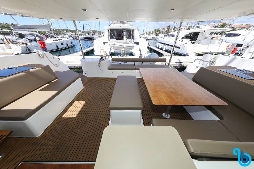 Dufour 48 Catamaran, BE MINE