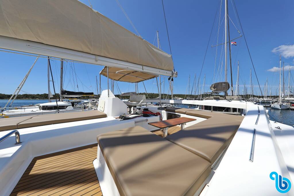 Dufour 48 Catamaran, BE MINE