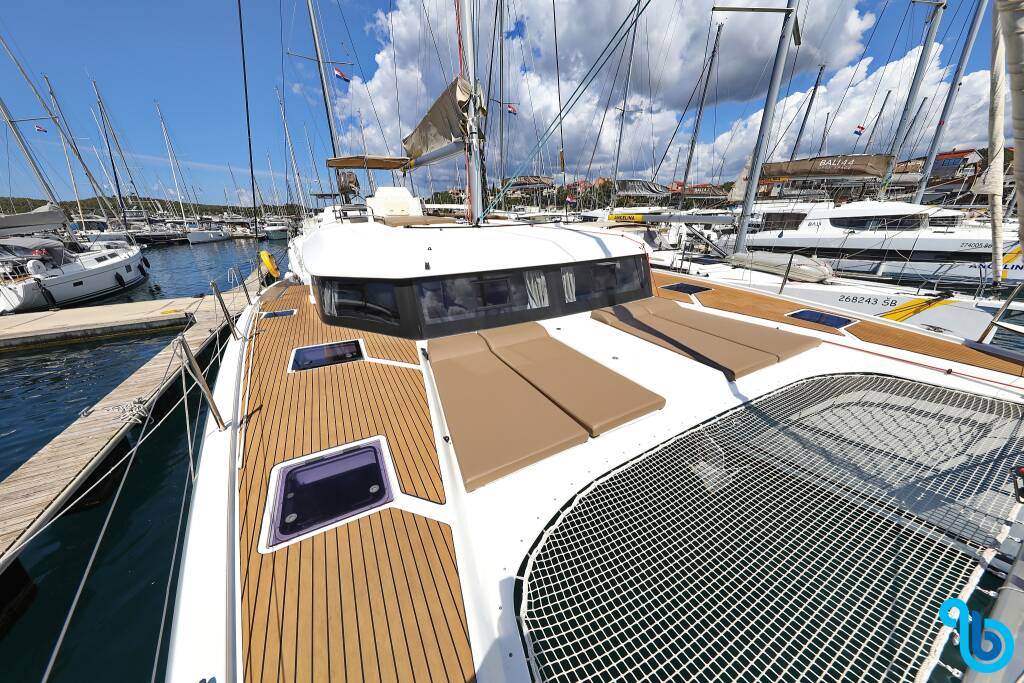 Dufour 48 Catamaran, BE MINE