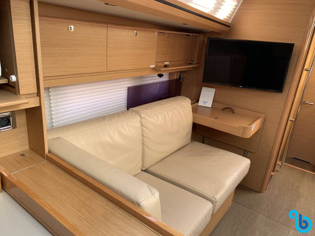 Dufour 520 GL, Greenleaf