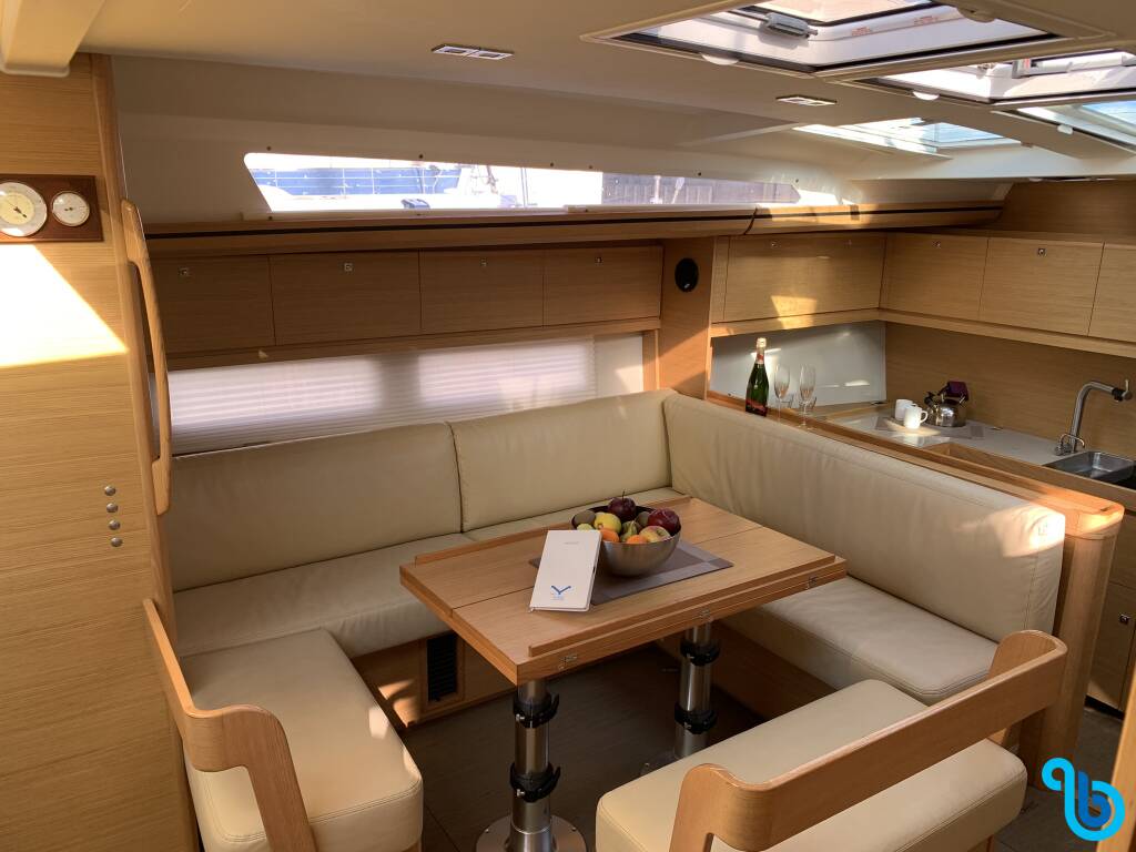 Dufour 520 GL, Greenleaf