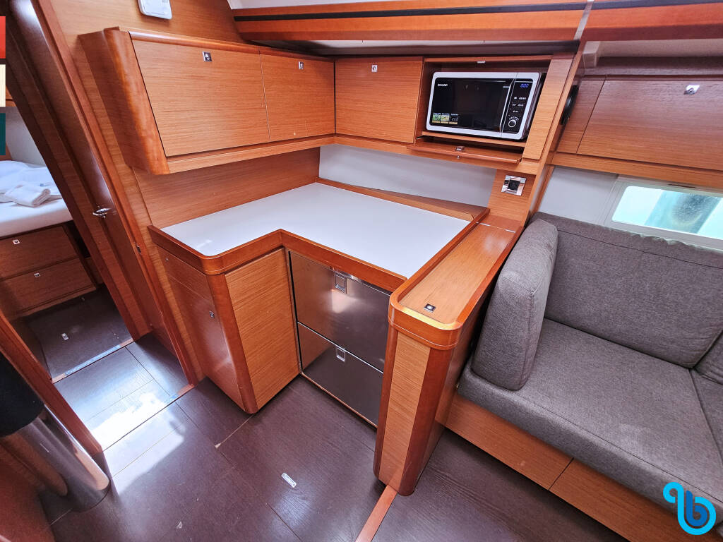 Dufour 520 Grand Large, VOLANTE