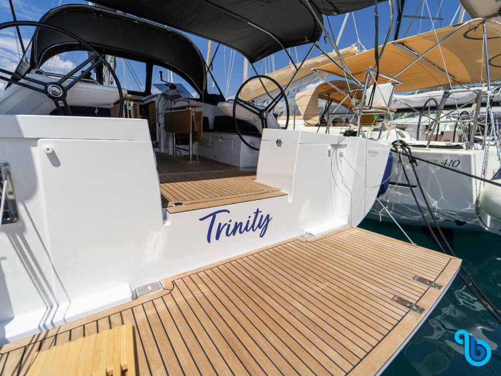 Elan Impression 43, Trinity