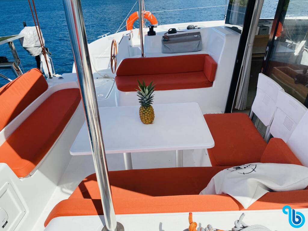 Excess 11, MOANA IBIZA BAREBOAT