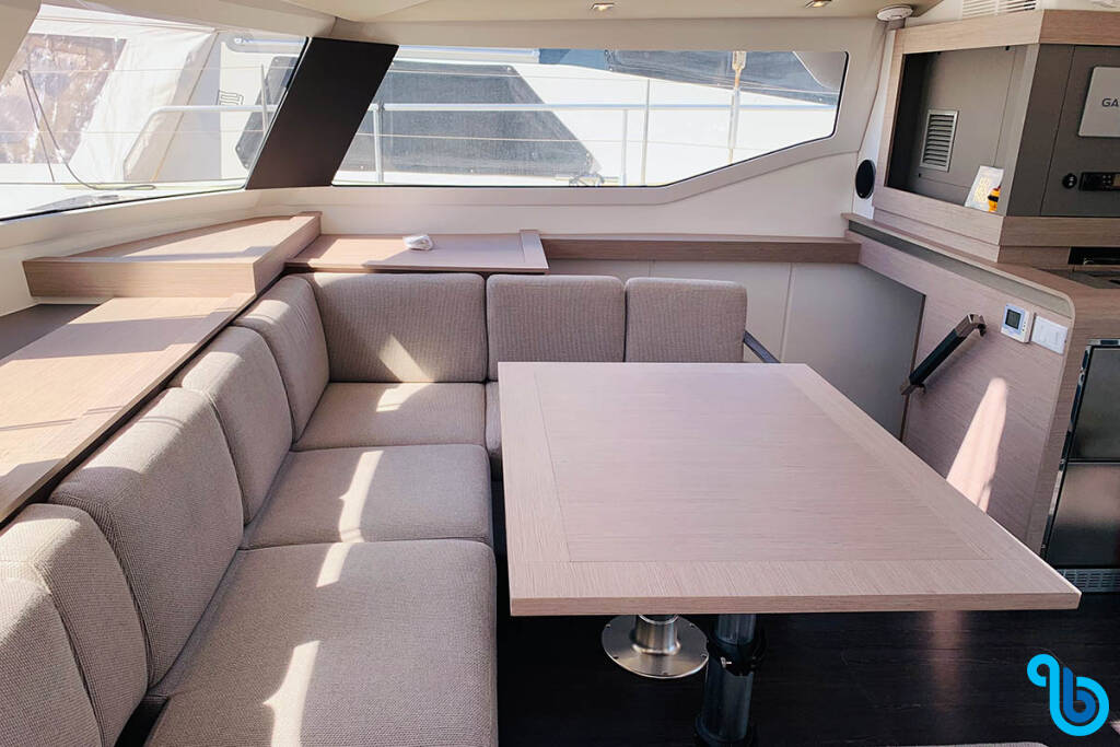 Fountaine Pajot 45, NAHOA