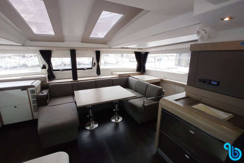 Fountaine Pajot 45, COCO