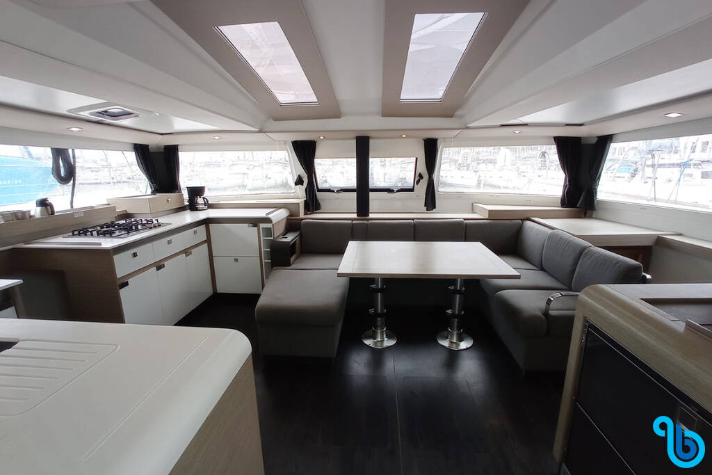 Fountaine Pajot 45, COCO