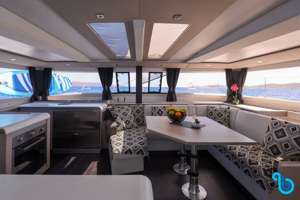 Fountaine Pajot 47 TANNA LUX , AQUARELLA