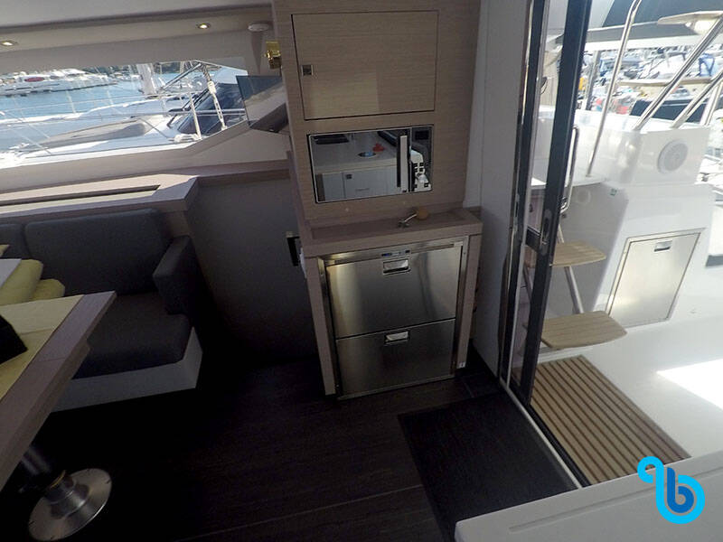 Fountaine Pajot Astréa 42, Imagine