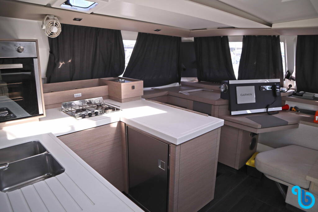 Fountaine Pajot Astrea 42, PRESTIGE - Owner version