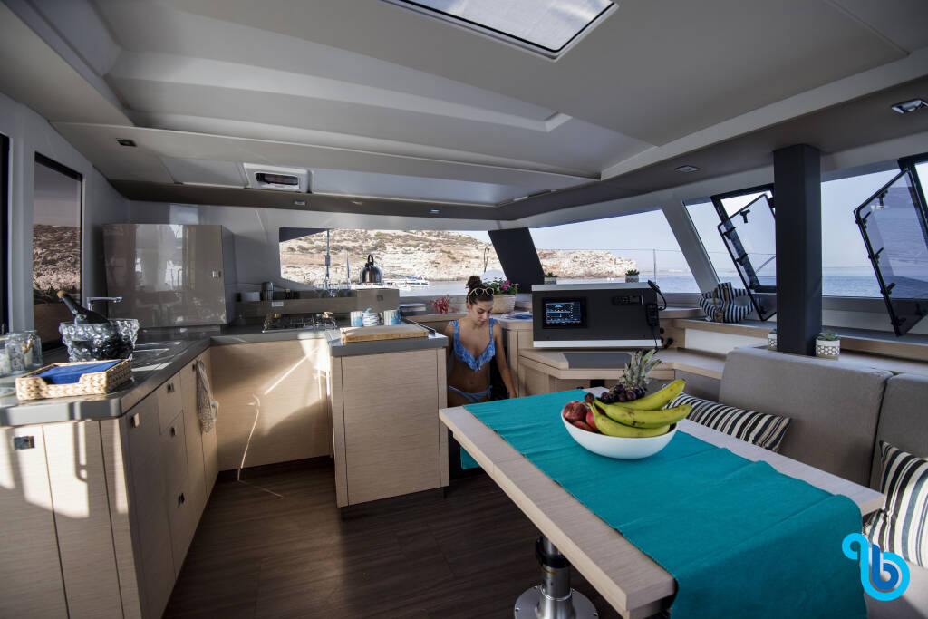 Fountaine Pajot Astréa 42, ASTREA