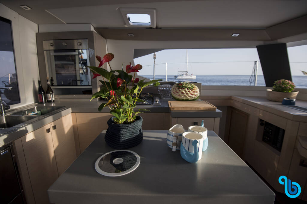 Fountaine Pajot Astréa 42, ASTREA