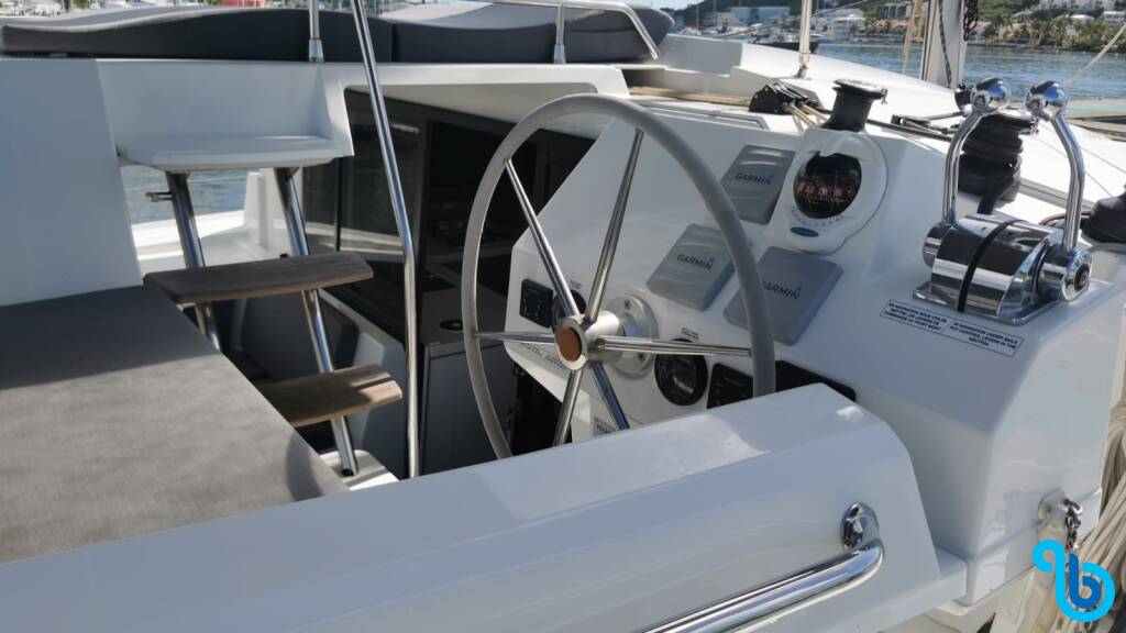 Fountaine Pajot Astrea 42, PRESTIGE