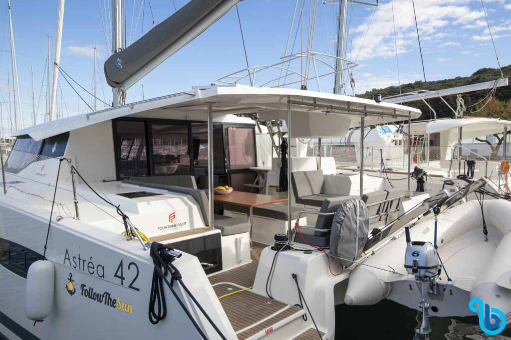 Fountaine Pajot Astrea 42, Follow the Sun