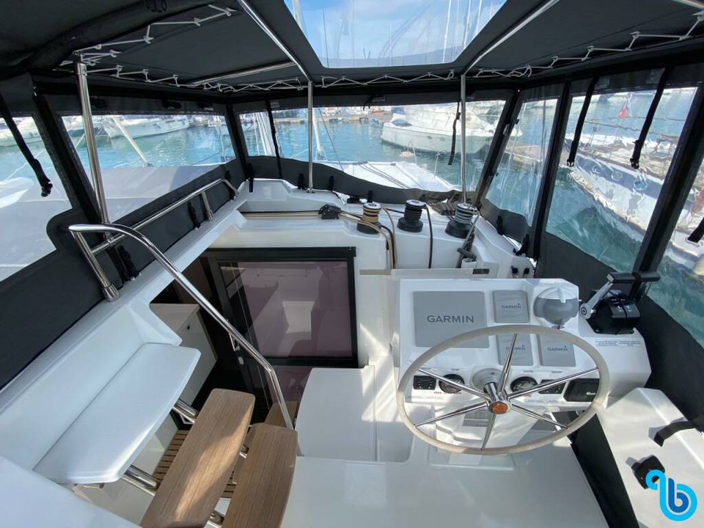 Fountaine Pajot Astrea 42, Ooga Chaka