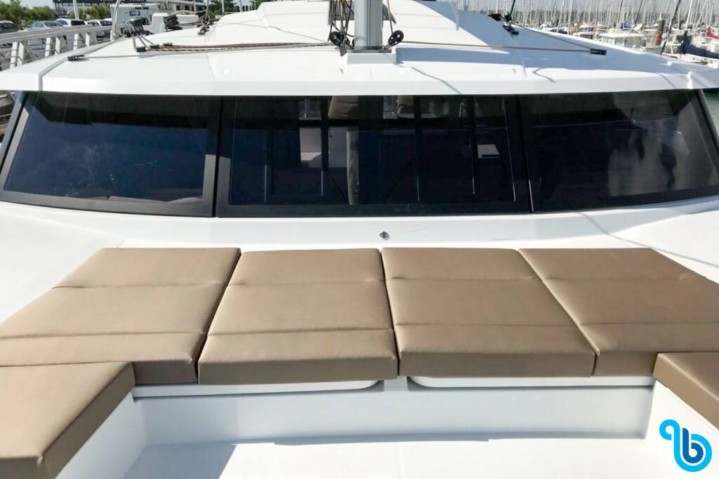 Fountaine Pajot Astrea 42, Wave