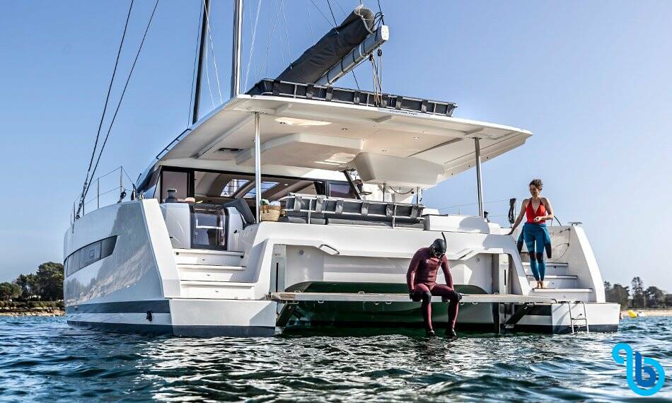 Fountaine Pajot Aura 51, Activated Escape