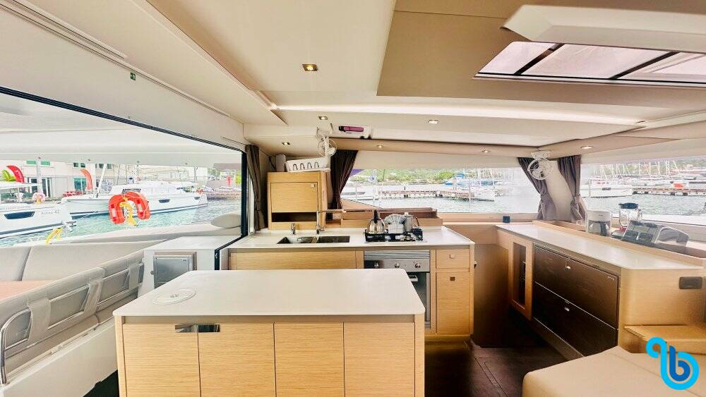 Fountaine Pajot Aura 51, Freedom