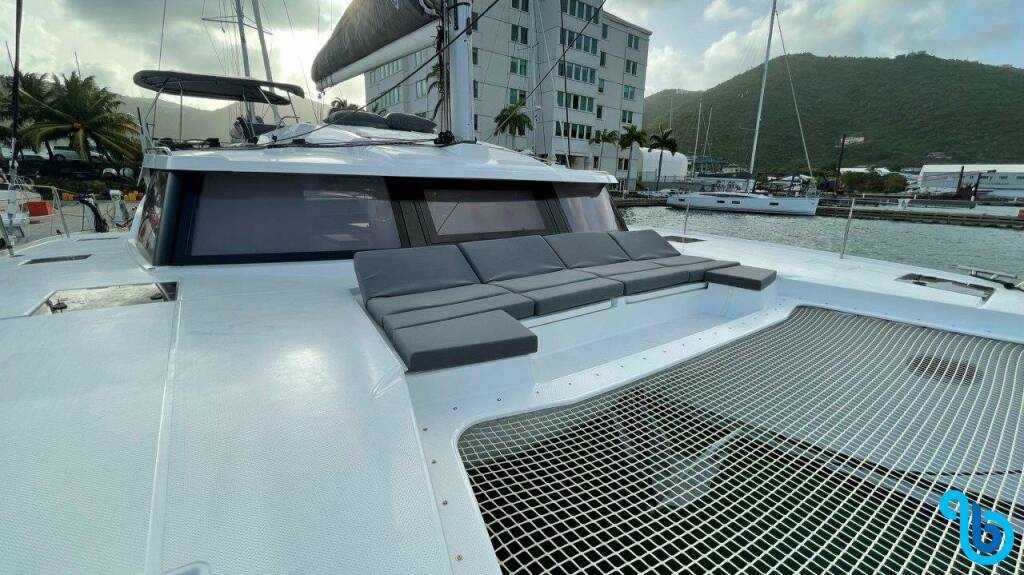 Fountaine Pajot Elba 45, Ogibni