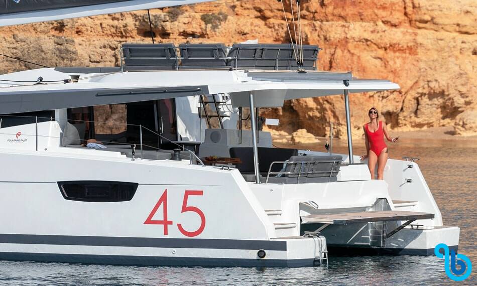 Fountaine Pajot Elba 45, Debriefed